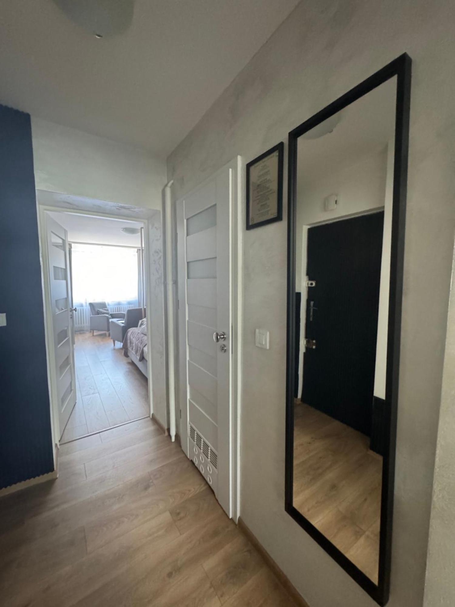 קרקוב Kalwaryjska Spot Apartment In A Good Location מראה חיצוני תמונה